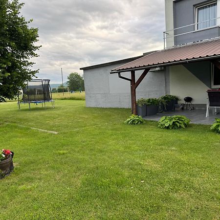 Apartment Tilia Оточац Екстер'єр фото